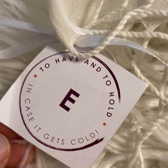 Women’s Scarf Brand New length 65” wide 26” color white/off see all photos - Picture 7 of 12